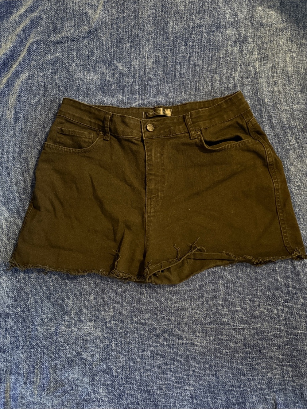 Black Foxblood High-Rise Frayed Hem Women's Shorts — 31
